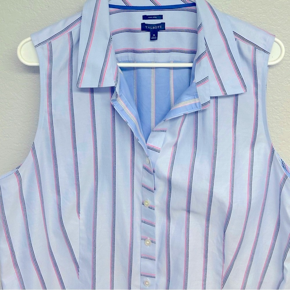 Classic Talbot’s Sleeveless Button Down Wrinkle Resistant Striped top. - Picture 3 of 8